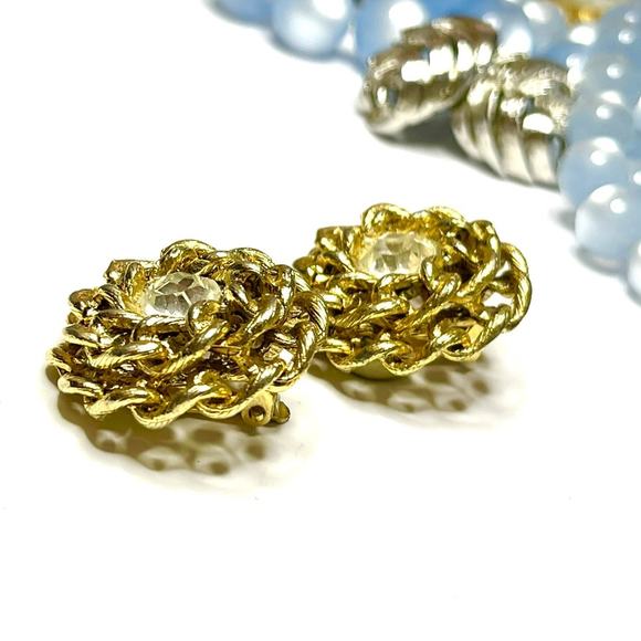 Vintage Clip Earrings Clear Rhinestone Gold Tone Estate Costume Jewelry F024 - Picture 3 of 5